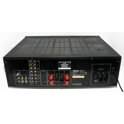 AMPLIFICADOR YAMAHA AX-570