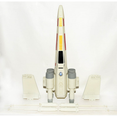 FIGURA STAR WARS REY JAKKU HASBRO