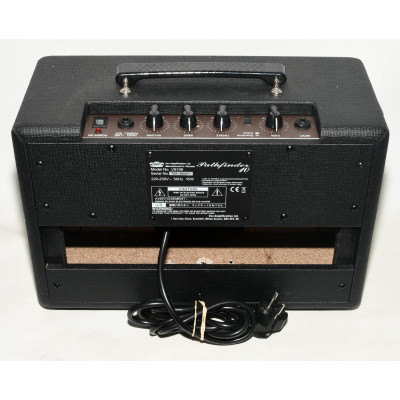 AMPLIFICADOR VOX PATHFINDER 10 V9106