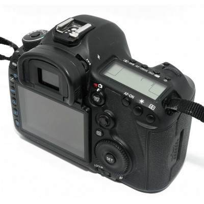 CUERPO CAMARA REFLEX CANON EOS 5D MARK III