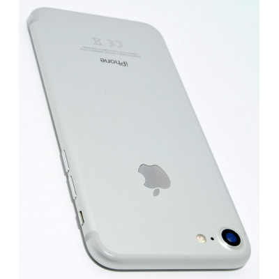 IPHONE 7 32GB PLATA