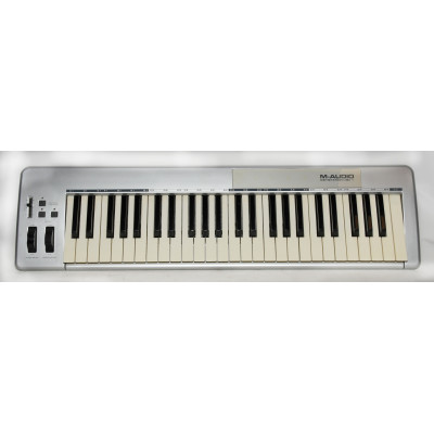 TECLADO CONTROLADOR MIDI M AUDIO KEYSTATION 49E