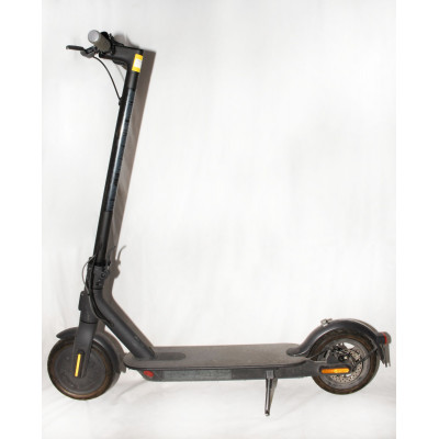 PATINETE ELECTRICO XIAOMI ESSENTIAL BLACK