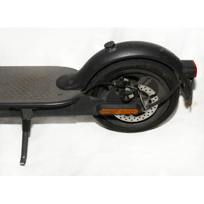 PATINETE ELECTRICO XIAOMI ESSENTIAL BLACK