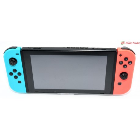 CONSOLA NINTENDO SWITCH ROJA Y AZUL