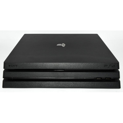 CONSOLA PS4 PRO 1TB SIN MANDO