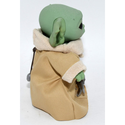 FIGURA BABY YODA MANDALORIAN
