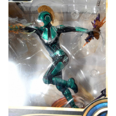 FIGURA GALLERY STARFORCE  CAPTAIN MARVEL