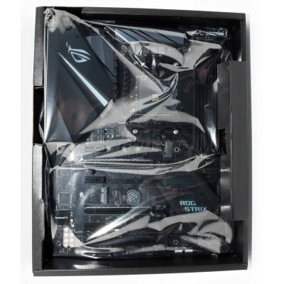 PLACA BASE GAMING ASUS ROG STRIX B450-E COMO NUEVA