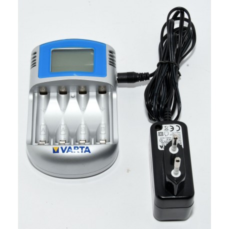 CARGADOR PILAS VARTA