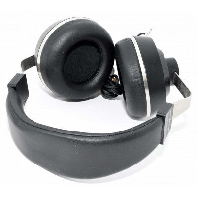 AURICULARES CIRCUMAURALES FINAL AUDIO DESIGN SONOROUS II