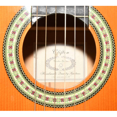 GUITARRA CLASICA CLIFTON
