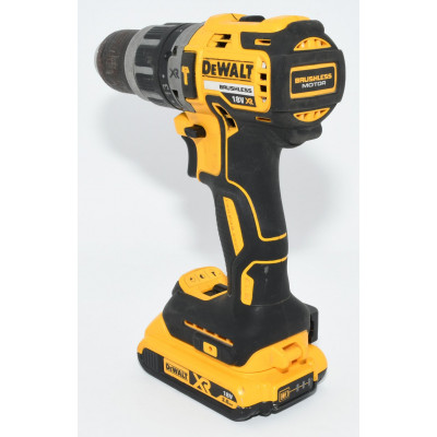 TALADRO PERCUTOR DEWALT DCD796D2-QW