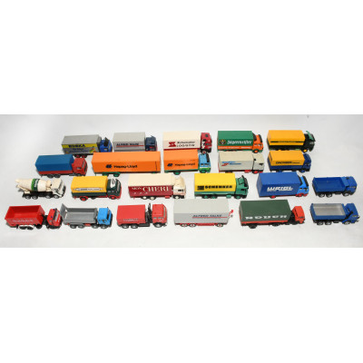 LOTE CAMIONES MINIATURA