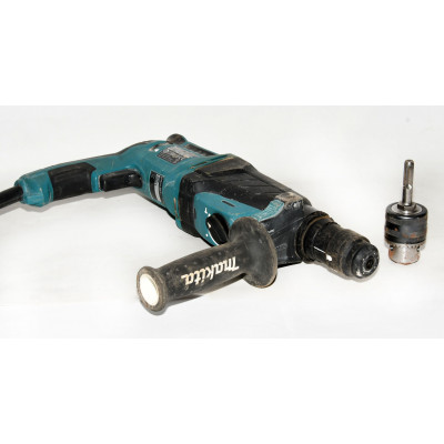 MARTILLO PERCUTOR MAKITA HR2630T 800W