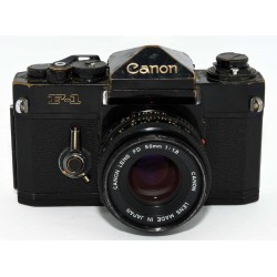 CAMARA ANALÓGICA VINTAGE CANON F1 +CANON 50MM 1.8