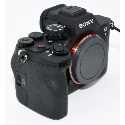 CUERPO CAMARA SONY ALPHA 7 IV ILCE-7M4 33MP