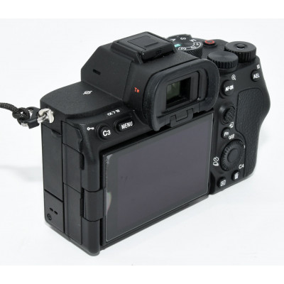 CUERPO CAMARA SONY ALPHA 7 IV ILCE-7M4 33MP
