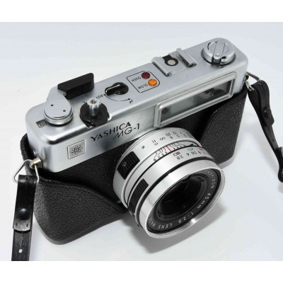 CÁMARA VINTAGE REFLEX ANALÓGICA YASHICA MG-1