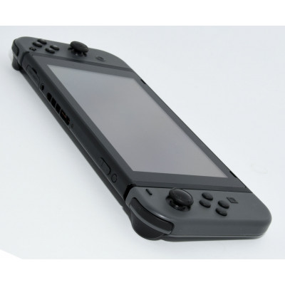 CONSOLA NINTENDO SWITCH CON ACCESORIOS