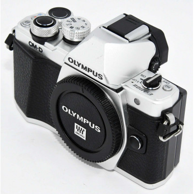 CUERPO CAMARA DIGITAL OLYMPUS OM-D E-M10 MARK II
