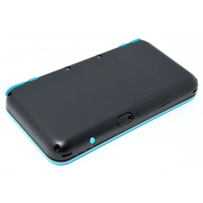CONSOLA NINTENDO 2DS XL NEGRA Y AZUL
