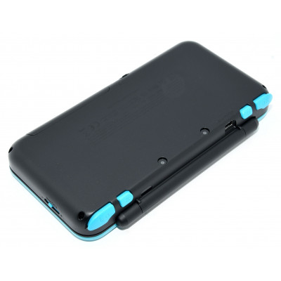 CONSOLA NINTENDO 2DS XL NEGRA Y AZUL