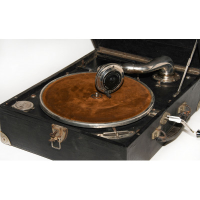 GRAMAFONO ELITE CON DISCOS