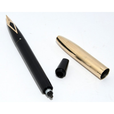 PLUMA ESTILOGRÁFICA SHEAFFER NEGRA