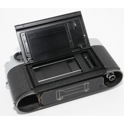 CAMARA LEICA M1 CON OBJETIVO ELMAR 90MM Y VISOFLEX III