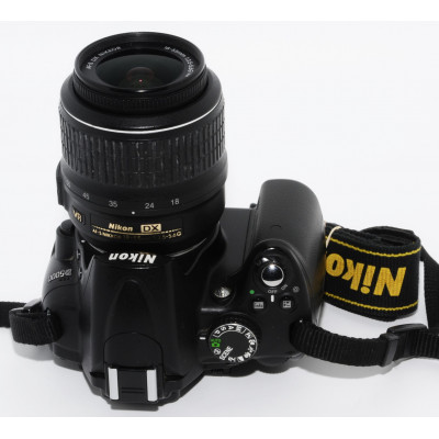 Camara Reflex Digital Canon EOS 1100D + 18-55mm