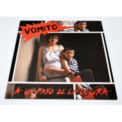 VINILO VOMITO - A UN PASO DE LA LOCURA (LP, ALBUM)