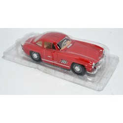 COCHE A ESCALA MERCEDES 300SL 1/18