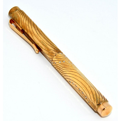 PLUMA CARAN D ACHE 18K