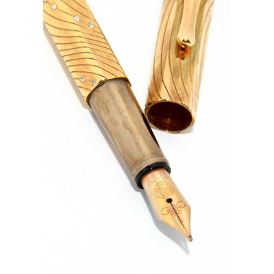 PLUMA CARAN D ACHE 18K