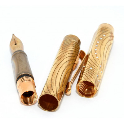 PLUMA CARAN D ACHE 18K