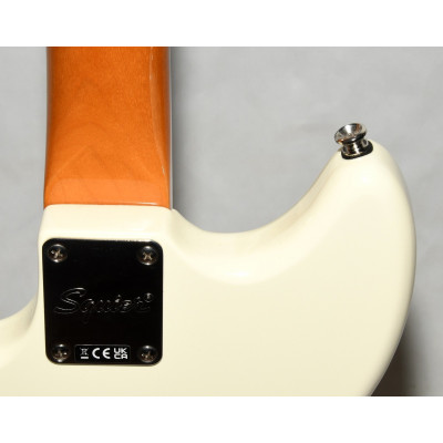 BAJO ELÉCTRICO ESCALA CORTA FENDER SQUIER MUSTANG