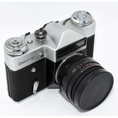 CÁMARA REFLEX ANALÓGICA VINTAGE ZENIT E