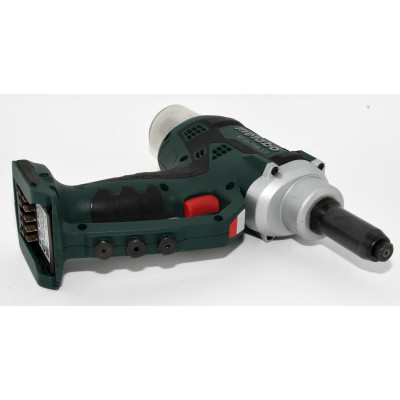 REMACHADORA METABO NP 18 LTX BL 5.0 COMPLETA