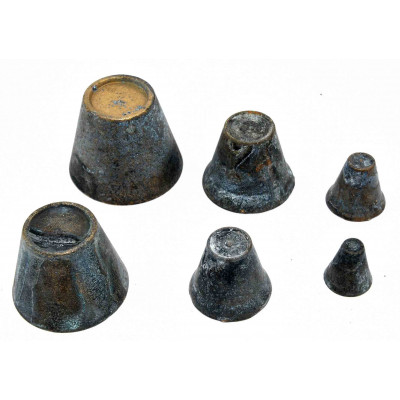 PONDERAL DE BRONCE CON VASOS ANIDADOS