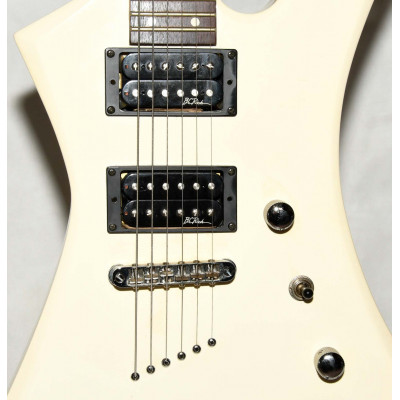 GUITARRA ELÉCTRICA JACKSON JS32 KELLY SNOW WHITE