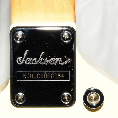 GUITARRA ELÉCTRICA JACKSON JS32 KELLY SNOW WHITE