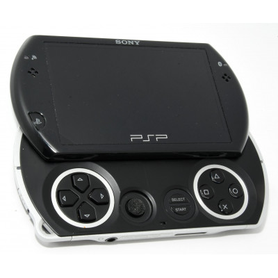 CONSOLA SONY PSP GO