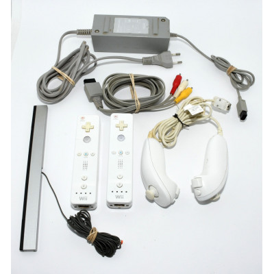 CONSOLA WII BLANCA CON 2 MANDOS