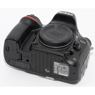 CUERPO CAMARA NIKON D7200 + 2 BATERIAS + GRIP