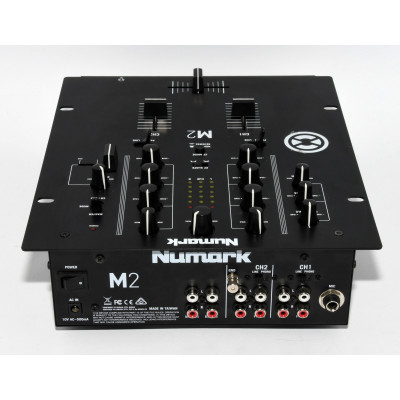 MESA MEZCLAS NUMARK M2