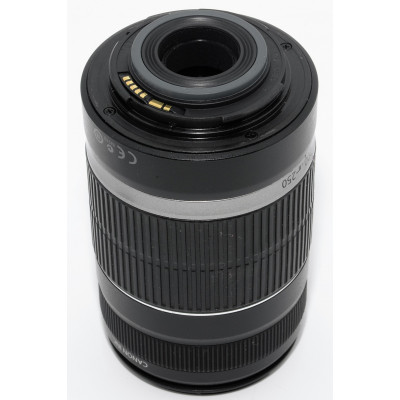 OBJETIVO CANON EF 28-135 F3.5-5.6 IS