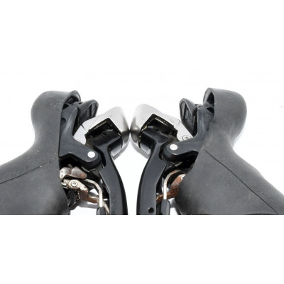 PAREJA MANETAS SHIMANO 105 10V