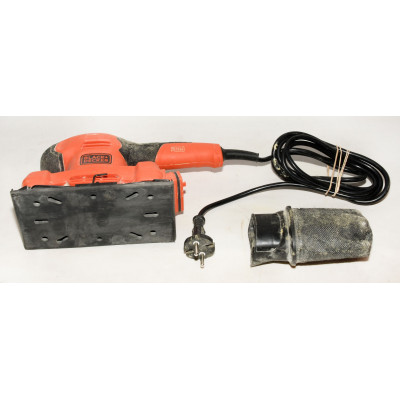 LIJADORA BLACK AND DECKER BEW220