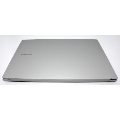 PORTATIL SAMSUNG GALAXY BOOK2 15' PLATA / i5 1235U 1.3GHz / 512GB M2 / 8GB RAM